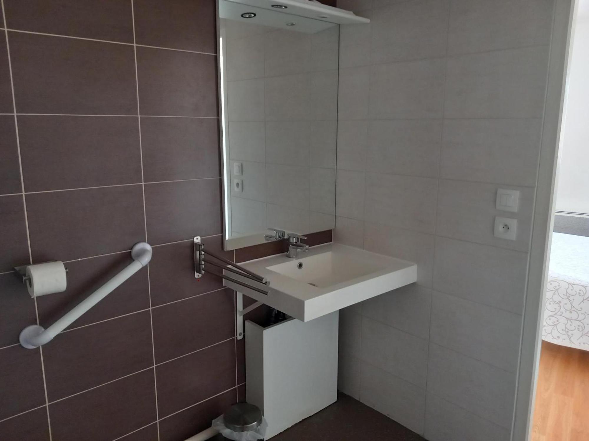 Services Seniors Espace Et Vie Apartment